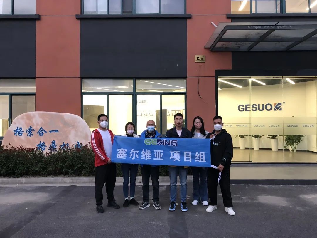 100503533.jpg 721312665a215e2d959a86c35336cb4d.jpg